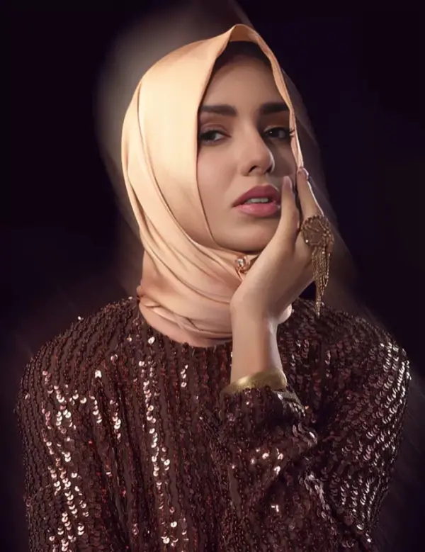 Peach Satin Silk Hijab/Stoler